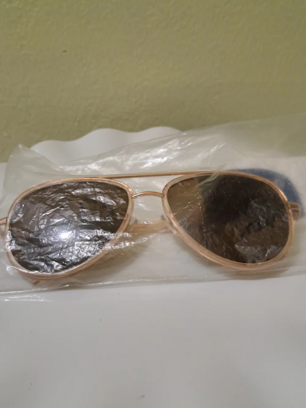 Aviator Sunglasses in Rose Gold Tone with Brown Lenses